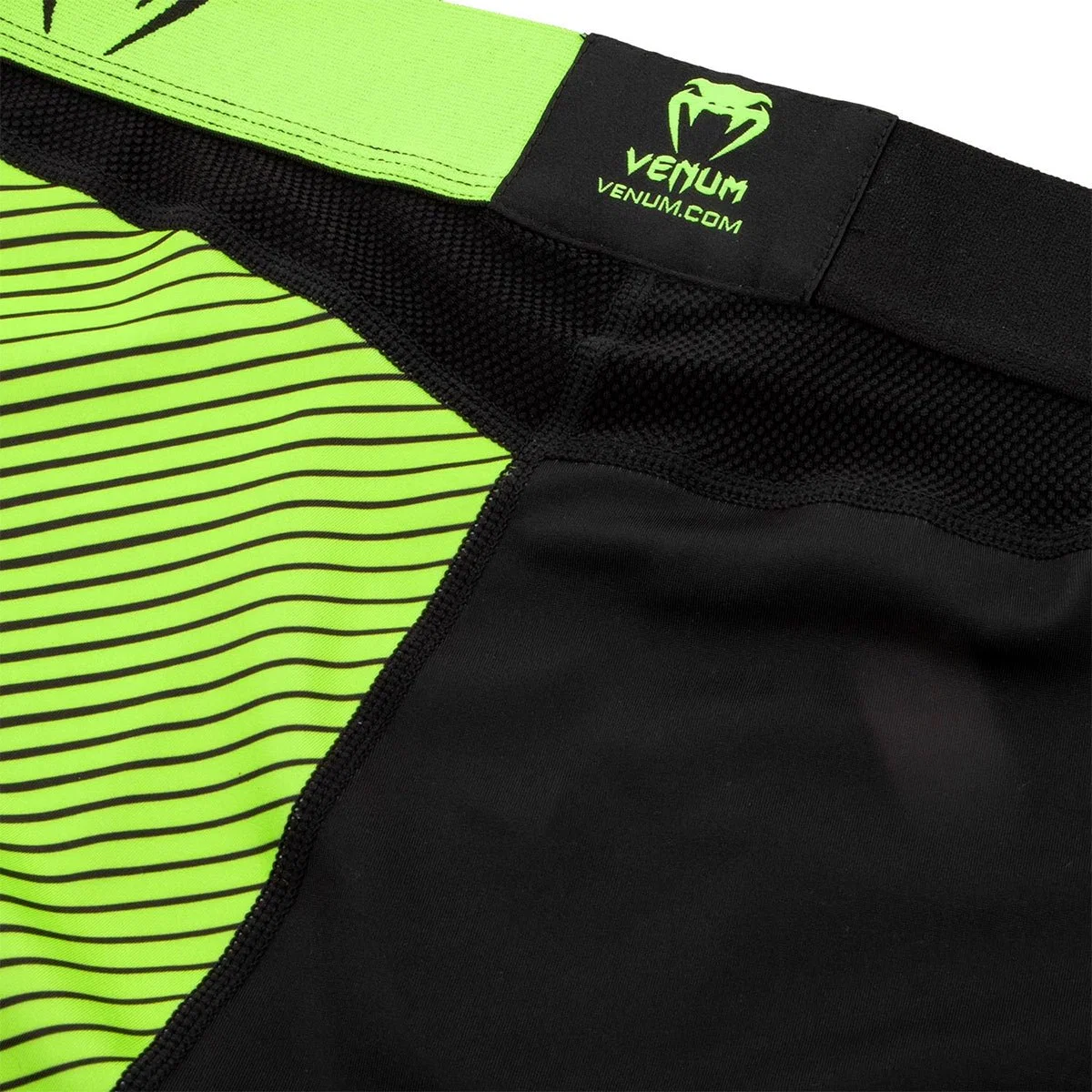 Venum Training Camp 2.0 Compression Spats - Preto/Amarelo Neon - Image 7