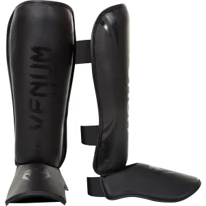 Caneleiras Venum Challenger Standup Skintex Leather MMA - Preto